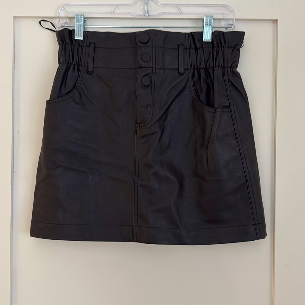 Zara paperbag style black faux leather skirt